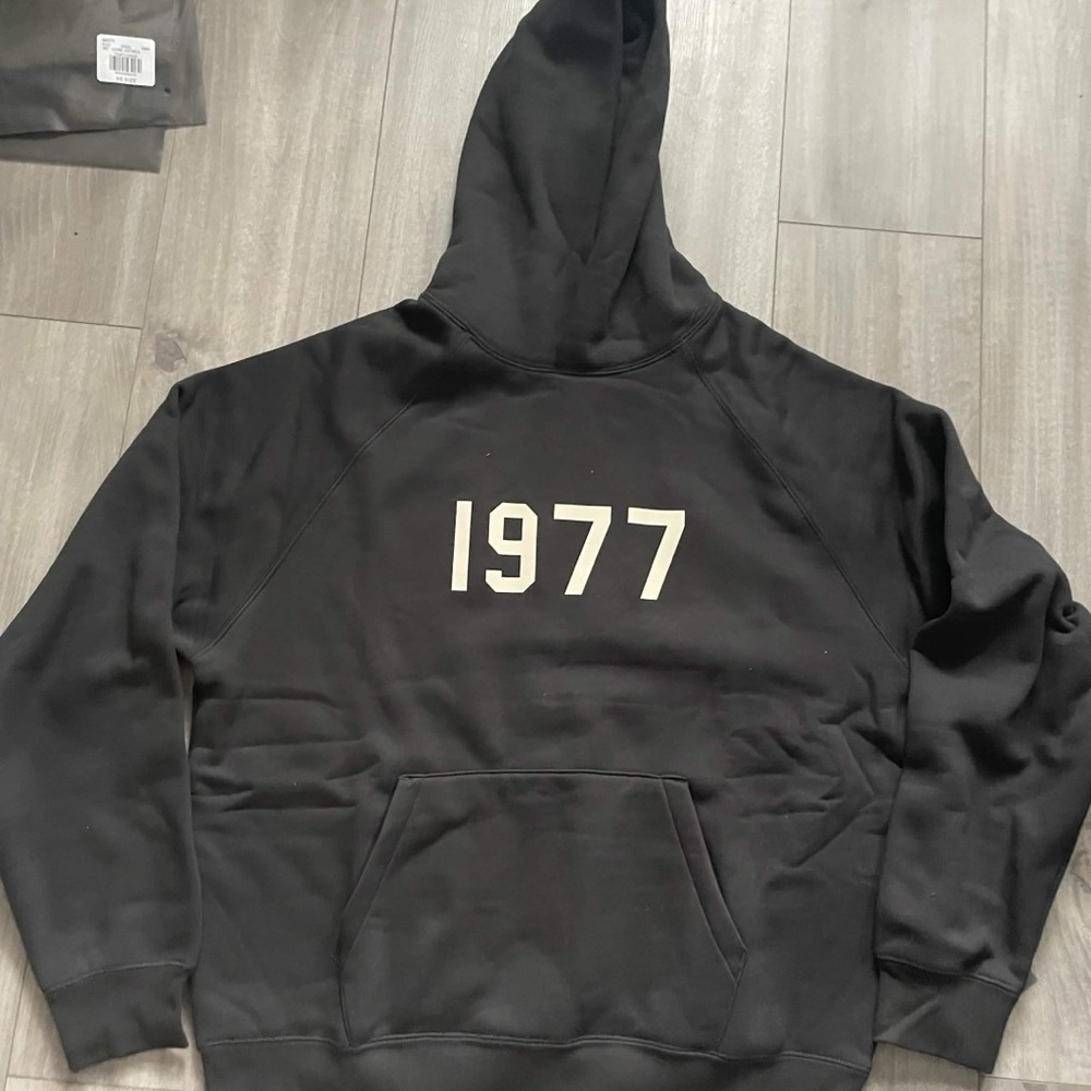 XL 1977 Iron Essentials Fear of God Hoodie